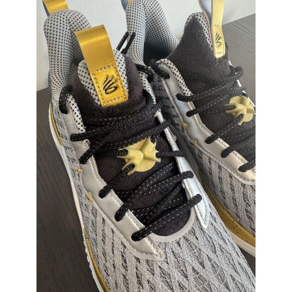 Under Armour Curry X Father to Son Young Wolf Grey GOLD 11.5 Men’s Shoes Sneaker - Picture 4 of 12